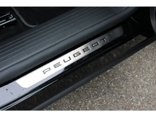 Peugeot 3008 1.6 plug-in Hybrid 195 GT | Panorama/schuifdak | Luxe stoelen | Massage | Focal | Alcantara | 360... ActivLease financial lease