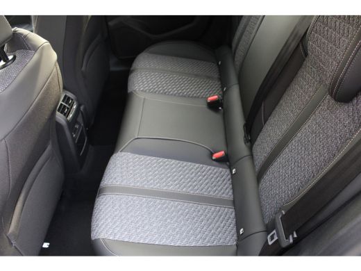 Peugeot 308 1.2 Hybrid 145 e-DCS6 Allure | Automaat | Navigatie | Camera | Stuur + Stoelverwarming | Carplay ... ActivLease financial lease