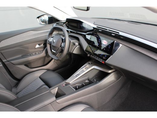 Peugeot 308 1.2 Hybrid 145 e-DCS6 Allure | Automaat | Navigatie | Camera | Stuur + Stoelverwarming | Carplay ... ActivLease financial lease
