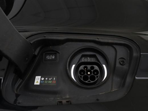 Peugeot 308 1.6 Plug-in Hybr. 180 Active Pack Bus. SOH 94,6% | Navigatie | Carplay | Parkeerhulp | Climate co... ActivLease financial lease