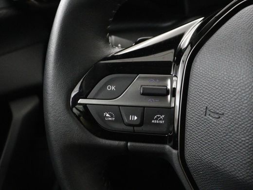 Peugeot 308 1.6 Plug-in Hybr. 180 Active Pack Bus. SOH 94,6% | Navigatie | Carplay | Parkeerhulp | Climate co... ActivLease financial lease