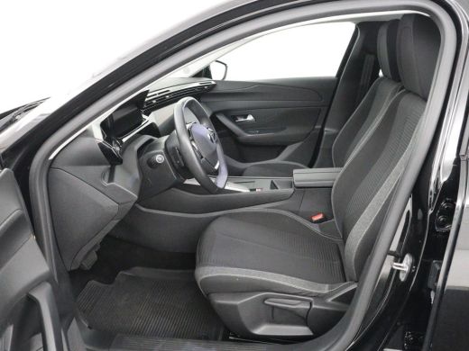 Peugeot 308 1.6 Plug-in Hybr. 180 Active Pack Bus. SOH 94,6% | Navigatie | Carplay | Parkeerhulp | Climate co... ActivLease financial lease