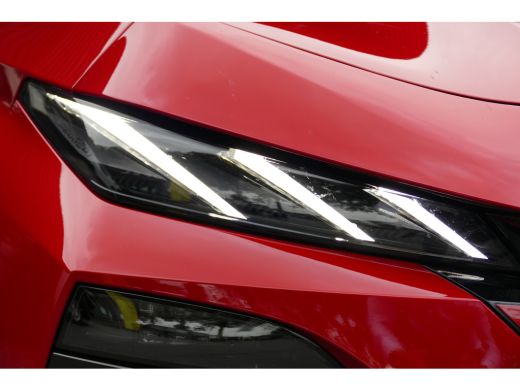 Peugeot 308 SW 1.2 HYBRID 145PK GT AUTOMAAT / CAMERA V+A / KEYLESS / FULL-LED / 18"LMV / ELEKTR. ACHTERKLEP /... ActivLease financial lease