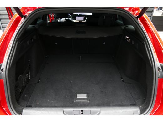 Peugeot 308 SW 1.2 HYBRID 145PK GT AUTOMAAT / CAMERA V+A / KEYLESS / FULL-LED / 18"LMV / ELEKTR. ACHTERKLEP /... ActivLease financial lease