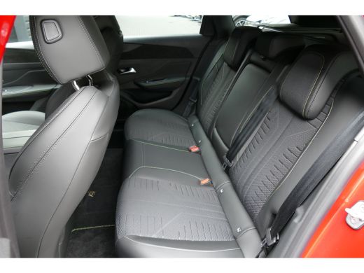 Peugeot 308 SW 1.2 HYBRID 145PK GT AUTOMAAT / CAMERA V+A / KEYLESS / FULL-LED / 18"LMV / ELEKTR. ACHTERKLEP /... ActivLease financial lease
