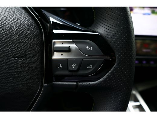 Peugeot 308 SW 1.2 HYBRID 145PK GT AUTOMAAT / CAMERA V+A / KEYLESS / FULL-LED / 18"LMV / ELEKTR. ACHTERKLEP /... ActivLease financial lease
