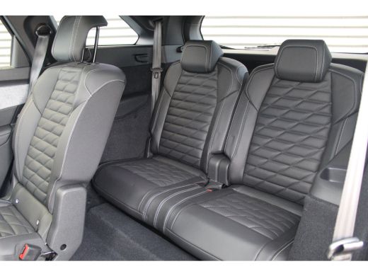 Peugeot 5008 1.6 Plug-in Hybrid 195 GT Exclusive 7p Full Options! | Leder | Pano | Massage | 360 CAM | Stoel v... ActivLease financial lease