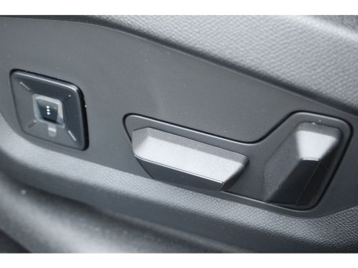 Peugeot 5008 1.6 Plug-in Hybrid 195 GT Exclusive 7p Full Options! | Leder | Pano | Massage | 360 CAM | Stoel v... ActivLease financial lease