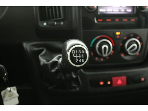 Peugeot Boxer Citro&euml;n Jumper 2.2 BlueHDi 140 L2H1 | Airco | Cruise | 3 Zits | Trekhaak | 2xSchuifdeur | Parkeer... ActivLease financial lease