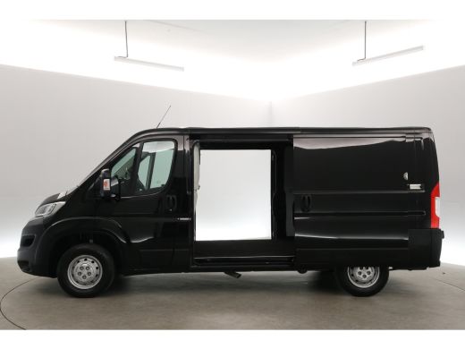 Peugeot Boxer Citro&euml;n Jumper 2.2 BlueHDi 140 L2H1 | Airco | Cruise | 3 Zits | Trekhaak | 2xSchuifdeur | Parkeer... ActivLease financial lease