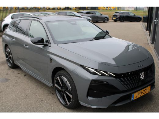 Peugeot e-308 GT 54 kWh | Nieuw model | Fase 3 laden | SOH 98% | Massage | Stoelverwarming | Navigatie | Camera... ActivLease financial lease