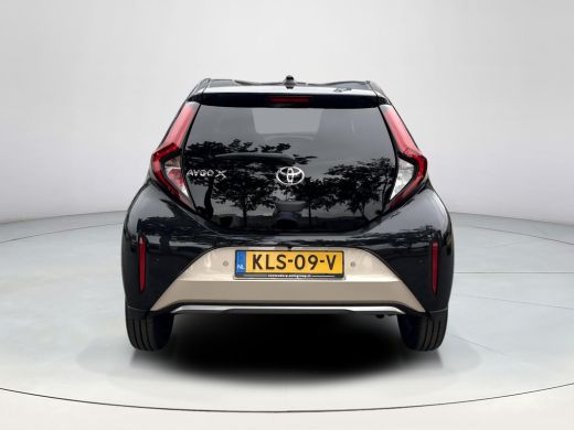 Toyota Aygo 1.0 VVT-i S-CVT Envy **KEYLESS/ STOELVERWARMING/ PARKEERSENSOREN** ActivLease financial lease