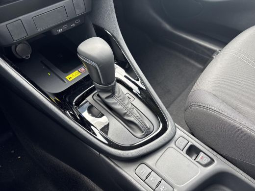 Toyota Yaris 1.5 Hybrid 115 Dynamic **NIEUWE AUTO/ NIEUW MODELJAAR/ DIRECT LEVERBAAR** ActivLease financial lease