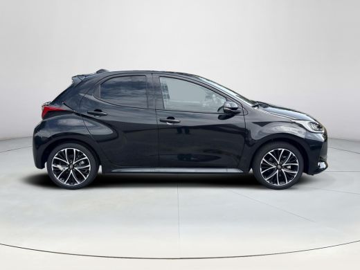 Toyota Yaris 1.5 Hybrid 115 Dynamic **NIEUWE AUTO/ NIEUW MODELJAAR/ DIRECT LEVERBAAR** ActivLease financial lease