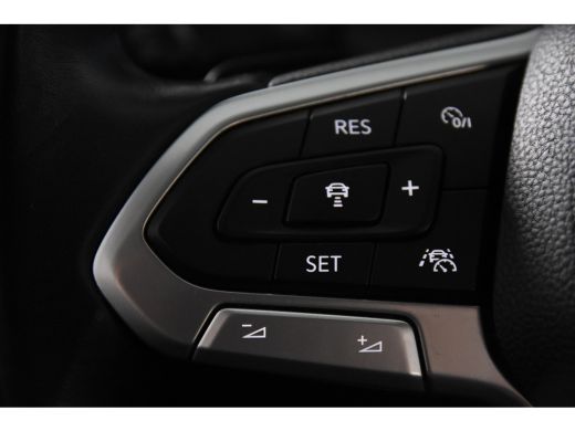 Volkswagen Golf VIII 1.4 eHybrid *1ste eigenaar*Massage*Leer* ActivLease financial lease