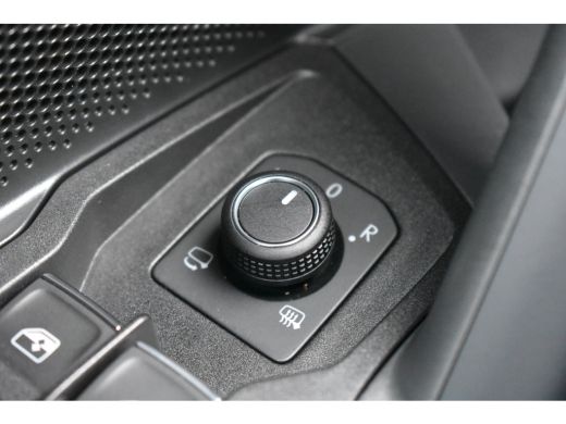 Volkswagen Tiguan 1.5 TSI eHybrid PHEV 272PK R-Line | Schuif-kanteldak | Elektrische achterklep | Harman Kardon | 3... ActivLease financial lease