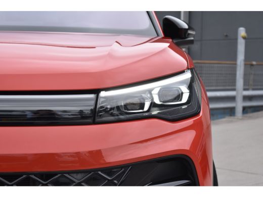 Volkswagen Tiguan 1.5 TSI eHybrid PHEV 272PK R-Line | Schuif-kanteldak | Elektrische achterklep | Harman Kardon | 3... ActivLease financial lease