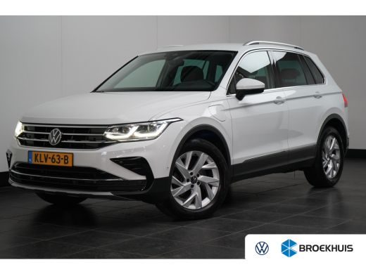 Volkswagen Tiguan Elegance eHybrid | ACC | Achteruitrijcamera | Elektrische achterklep | Stoelverwarming | Elektris... ActivLease financial lease