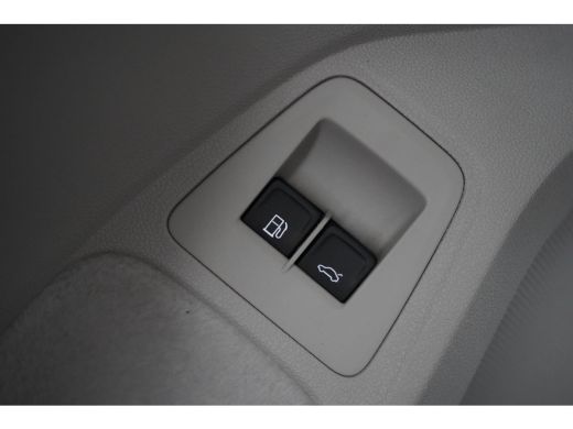 Volkswagen Tiguan Elegance eHybrid | ACC | Achteruitrijcamera | Elektrische achterklep | Stoelverwarming | Elektris... ActivLease financial lease