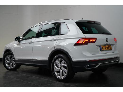 Volkswagen Tiguan Elegance eHybrid | ACC | Achteruitrijcamera | Elektrische achterklep | Stoelverwarming | Elektris... ActivLease financial lease