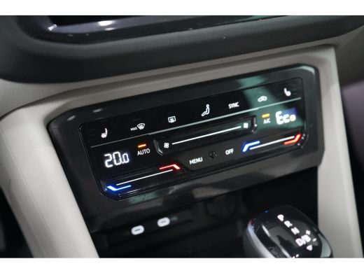 Volkswagen Tiguan Elegance eHybrid | ACC | Achteruitrijcamera | Elektrische achterklep | Stoelverwarming | Elektris... ActivLease financial lease