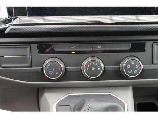 Volkswagen Transporter L2 Highline 2.0TDI 150PK DSG Automaat Airco | Camera | LM Velgen | Navi | Cruise control | Full L... ActivLease financial lease