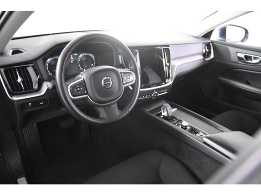 Volvo  V60 2.0 B3 Momentum *1ste Eigenaar*Panoramadak*Stoelverwarming* ActivLease financial lease