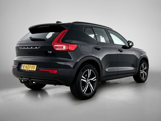 Volvo  XC40 1.5 T2 130PK R-Design / Trekhaak / 1/2 Leder / Airco-ecc./ Navigatie / Stoelverwarming / Pdc. / A... ActivLease financial lease