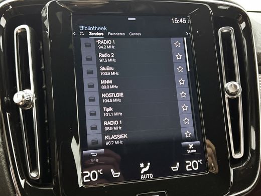 Volvo  XC40 1.5 T2 130PK R-Design / Trekhaak / 1/2 Leder / Airco-ecc./ Navigatie / Stoelverwarming / Pdc. / A... ActivLease financial lease