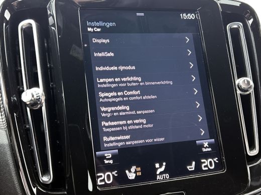 Volvo  XC40 1.5 T2 130PK R-Design / Trekhaak / 1/2 Leder / Airco-ecc./ Navigatie / Stoelverwarming / Pdc. / A... ActivLease financial lease
