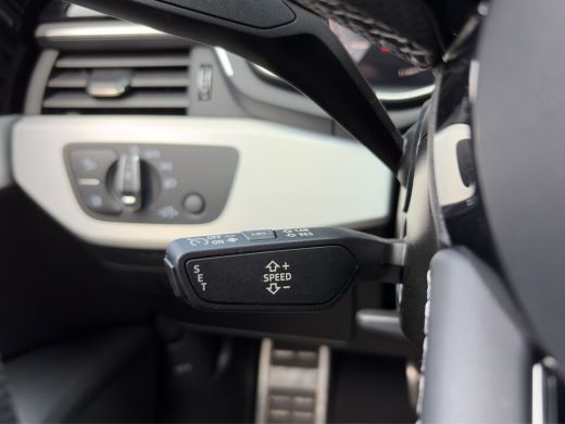 Audi A4 Avant 35 TFSI S-Line Competition | Stoelverwarming | Cruise Control | 18 inch | Apple Carplay | C... ActivLease financial lease