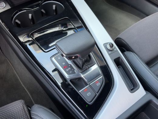Audi A4 Avant 35 TFSI S-Line Competition | Stoelverwarming | Cruise Control | 18 inch | Apple Carplay | C... ActivLease financial lease