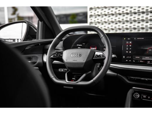 Audi Q5 2.0 TFSI e-hybrid quattro S edition Competition | Trekhaak | Achteruitrijcamera | Stoelverwarming... ActivLease financial lease