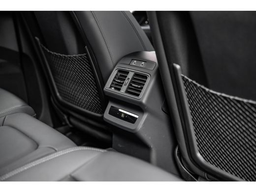 Audi Q5 2.0 TFSI e-hybrid quattro S edition Competition | Trekhaak | Achteruitrijcamera | Stoelverwarming... ActivLease financial lease
