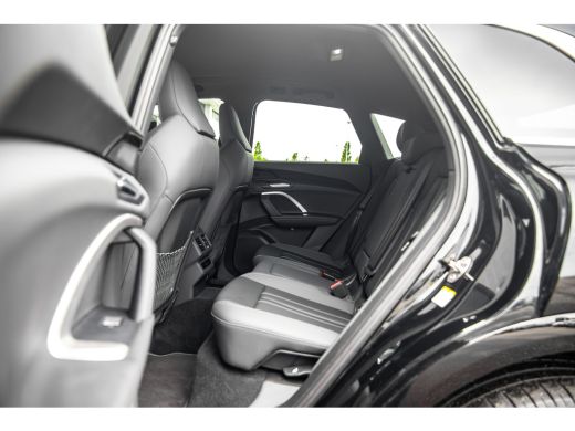 Audi Q5 2.0 TFSI e-hybrid quattro S edition Competition | Trekhaak | Achteruitrijcamera | Stoelverwarming... ActivLease financial lease