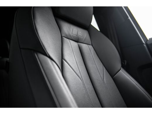 Audi Q5 2.0 TFSI e-hybrid quattro S edition Competition | Trekhaak | Achteruitrijcamera | Stoelverwarming... ActivLease financial lease
