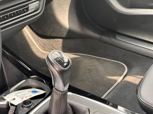 BMW 1 Serie 118i Business Edition NL-AUTO | NAVI | STUUR EN STOEL VERWARMING ActivLease financial lease