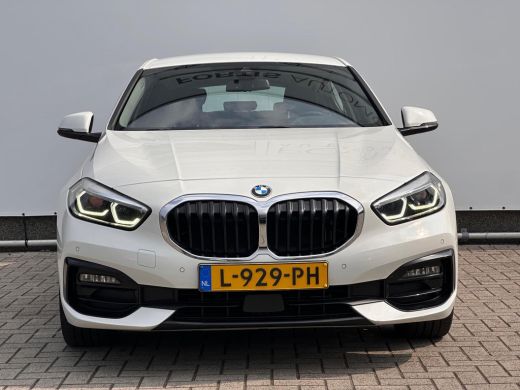 BMW 1 Serie 118i Business Edition NL-AUTO | NAVI | STUUR EN STOEL VERWARMING ActivLease financial lease