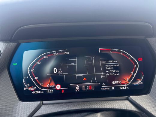 BMW 1 Serie 118i Business Edition NL-AUTO | NAVI | STUUR EN STOEL VERWARMING ActivLease financial lease