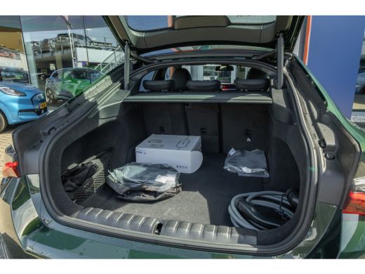 BMW i4 eDrive35 High Executive 70 kWh | M-sport | Cruise adaptief | Camera | Elektrisch bedienbare achte... ActivLease financial lease