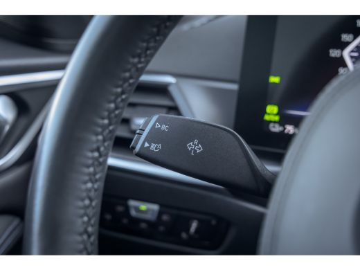 BMW i4 eDrive35 High Executive 70 kWh | M-sport | Cruise adaptief | Camera | Elektrisch bedienbare achte... ActivLease financial lease