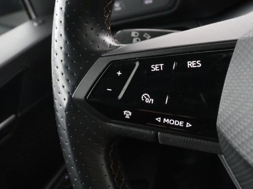 CUPRA Born Business 62 kWh | SOH 91.0% | Panoramadak | Adaptive cruise | Camera | Park assist | Stuur/stoel ... ActivLease financial lease