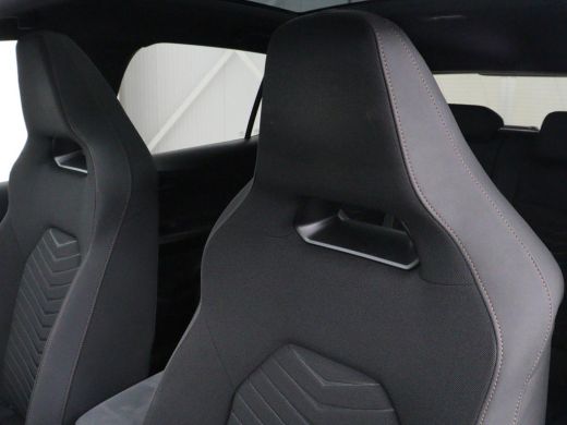 CUPRA Born Business 62 kWh | SOH 91.0% | Panoramadak | Adaptive cruise | Camera | Park assist | Stuur/stoel ... ActivLease financial lease