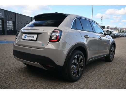 Fiat 600e La Prima 8 jaar fabrieksgarantie | Voorraad actie | Compleet model! ActivLease financial lease