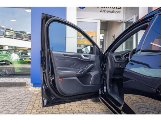 Ford Focus 1.0 EcoBoost Hybrid ST Line | 155pk | Trekhaak | Adaptive Cruise | Apple Carplay/Android Auto | B... ActivLease financial lease