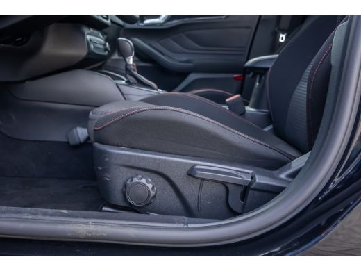 Ford Focus 1.0 EcoBoost Hybrid ST Line | 155pk | Trekhaak | Adaptive Cruise | Apple Carplay/Android Auto | B... ActivLease financial lease