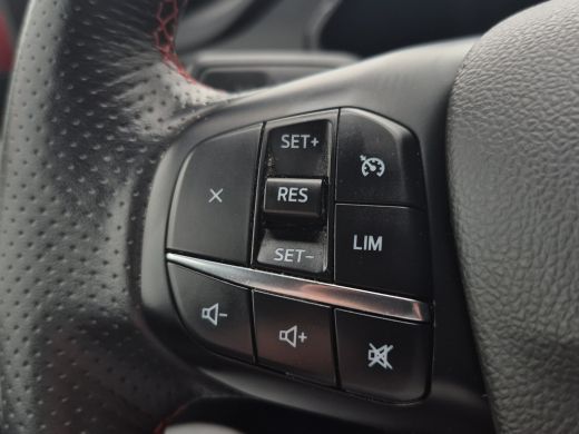 Ford Kuga 2.5 PHEV ST-Line Camera | Elektrische achterklep | Keyless | Parkeersensoren | Full map navigatie... ActivLease financial lease