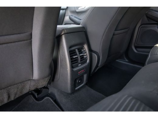 Ford Kuga 2.5 PHEV Titanium | Trekhaak | Keyless entry/Start | Achteruitrijcamera | Stoel/Stuurwiel Verwarm... ActivLease financial lease