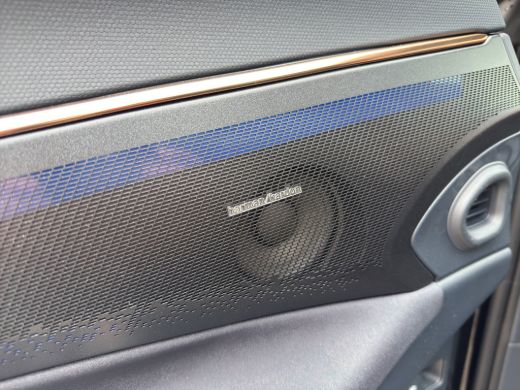 Lynk & Co 08 1.5 More | 11 kW lader | Achterbank verwarmd | Apple Carplay/Android Auto|telefoonintegratie premium ActivLease financial lease