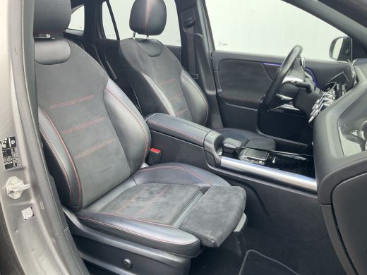 Mercedes-Benz GLA 200 D Solution AMG Memory Pano.dak Stoelverw. Business Orig.NL Dealer-Onderhouden! ActivLease financial lease